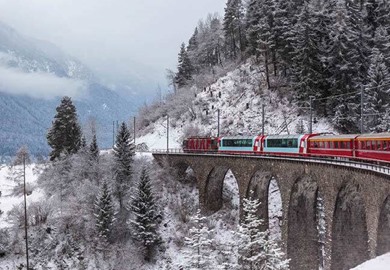 Glacier Express in Winter